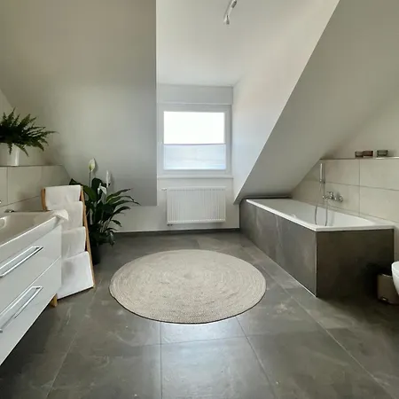 Feinzeit Spacy Tracy - Komfortabel, Ruhig, Frei Parken! Apartamento Bamberg